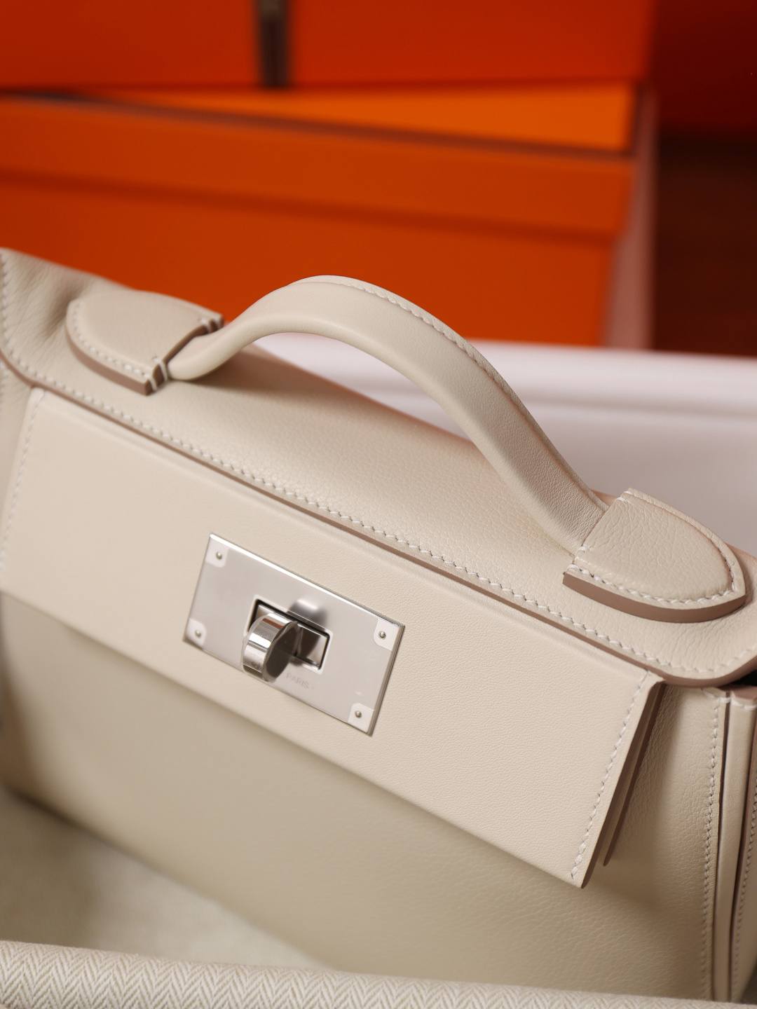 Shebag hand made Hermes 2424 bag in white leather review(Feb 2026 updated)-Best Quality designer Bag Review, and online shopping, designer bag ru Shebag hand made Hermes 2424 bag in white leather review(Feb 2026 updated)-Best Quality designer Bag Review, and online shopping, designer bag ru