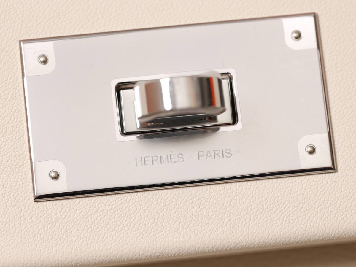 Shebag hand made Hermes 2424 bag in white leather review(Feb 2026 updated)-Best Quality designer Bag Review, and online shopping, designer bag ru Shebag hand made Hermes 2424 bag in white leather review(Feb 2026 updated)-Best Quality designer Bag Review, and online shopping, designer bag ru