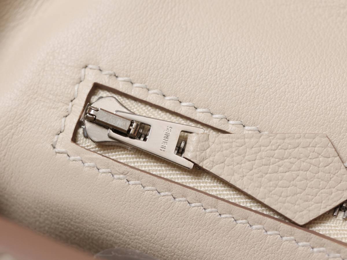 Shebag hand made Hermes 2424 bag in white leather review(Feb 2026 updated)-Best Quality designer Bag Review, and online shopping, designer bag ru Shebag hand made Hermes 2424 bag in white leather review(Feb 2026 updated)-Best Quality designer Bag Review, and online shopping, designer bag ru
