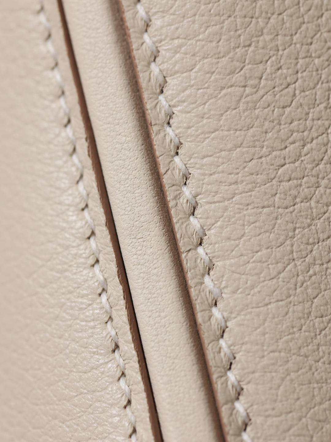 Shebag hand made Hermes 2424 bag in white leather review(Feb 2026 updated)-Best Quality designer Bag Review, and online shopping, designer bag ru Shebag hand made Hermes 2424 bag in white leather review(Feb 2026 updated)-Best Quality designer Bag Review, and online shopping, designer bag ru