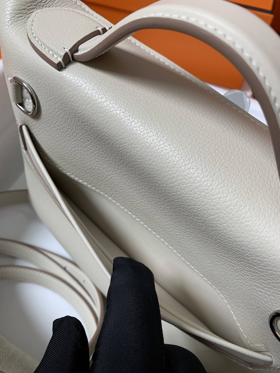 Shebag hand made Hermes 2424 bag in white leather review(Feb 2026 updated)-Best Quality designer Bag Review, and online shopping, designer bag ru Shebag hand made Hermes 2424 bag in white leather review(Feb 2026 updated)-Best Quality designer Bag Review, and online shopping, designer bag ru
