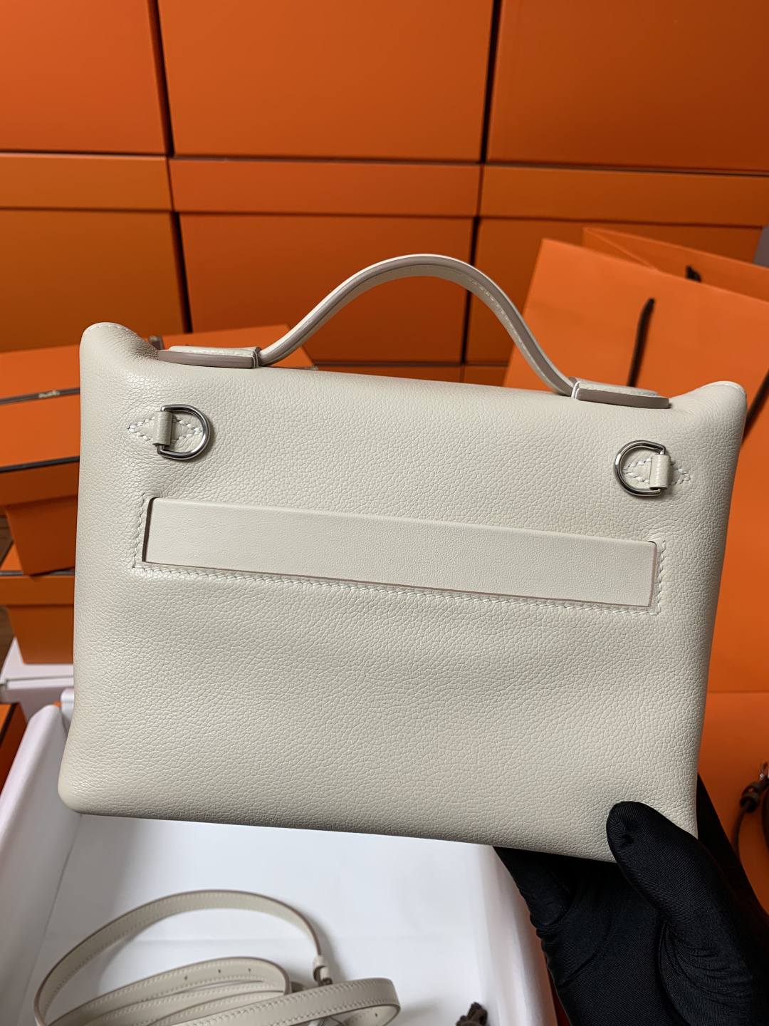 Shebag hand made Hermes 2424 bag in white leather review(Feb 2026 updated)-Best Quality designer Bag Review, and online shopping, designer bag ru Shebag hand made Hermes 2424 bag in white leather review(Feb 2026 updated)-Best Quality designer Bag Review, and online shopping, designer bag ru