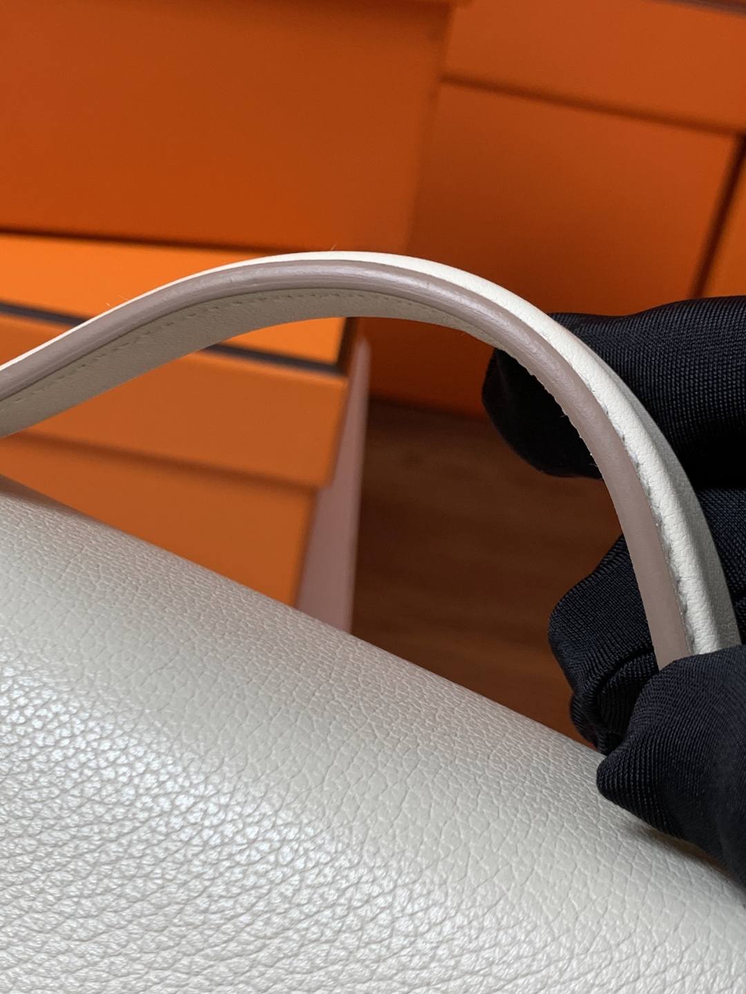 Shebag hand made Hermes 2424 bag in white leather review(Feb 2026 updated)-Best Quality designer Bag Review, and online shopping, designer bag ru Shebag hand made Hermes 2424 bag in white leather review(Feb 2026 updated)-Best Quality designer Bag Review, and online shopping, designer bag ru