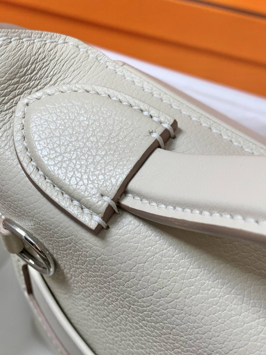 Shebag hand made Hermes 2424 bag in white leather review(Feb 2026 updated)-Best Quality designer Bag Review, and online shopping, designer bag ru Shebag hand made Hermes 2424 bag in white leather review(Feb 2026 updated)-Best Quality designer Bag Review, and online shopping, designer bag ru