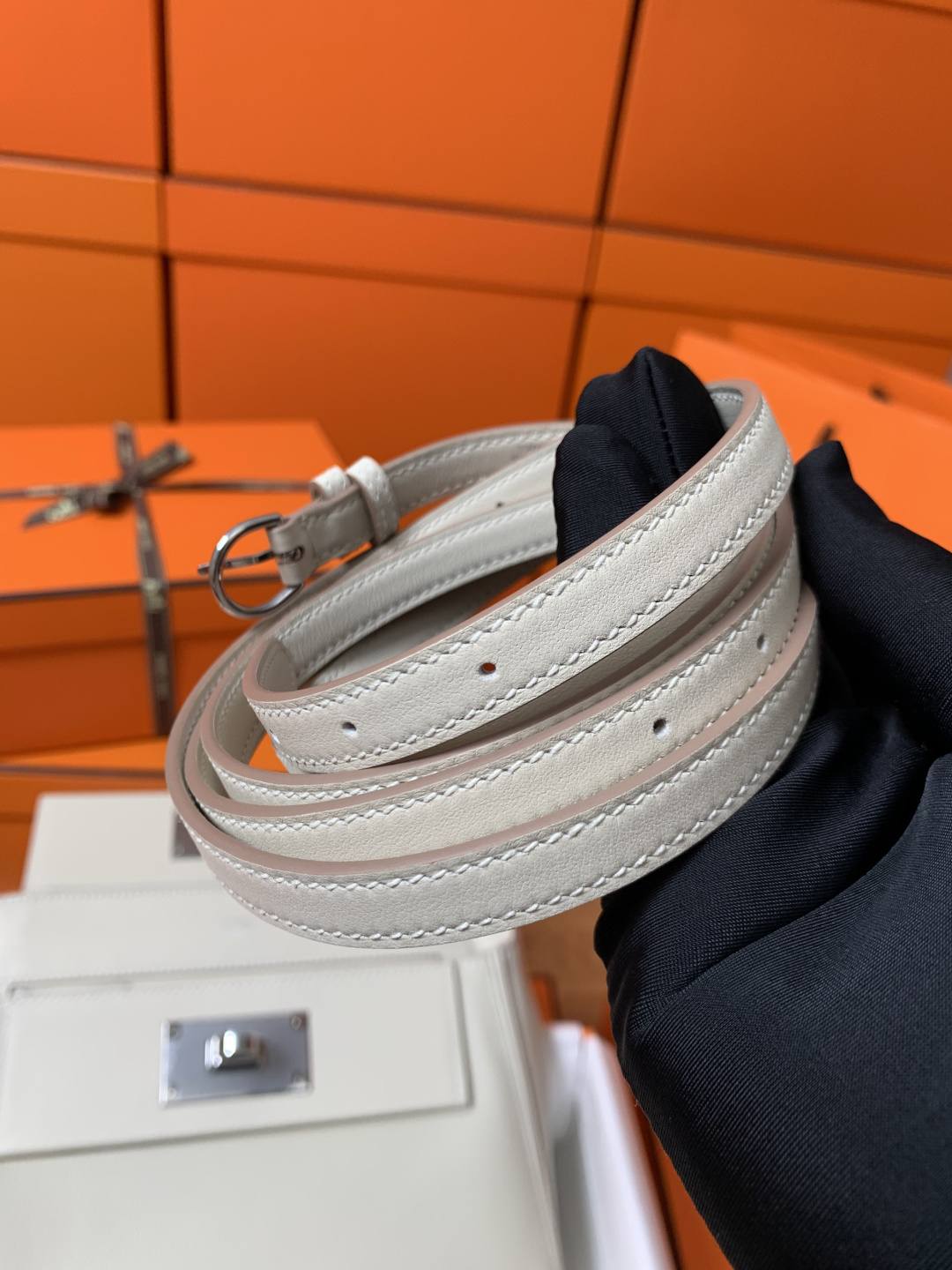 Shebag hand made Hermes 2424 bag in white leather review(Feb 2026 updated)-Best Quality designer Bag Review, and online shopping, designer bag ru Shebag hand made Hermes 2424 bag in white leather review(Feb 2026 updated)-Best Quality designer Bag Review, and online shopping, designer bag ru