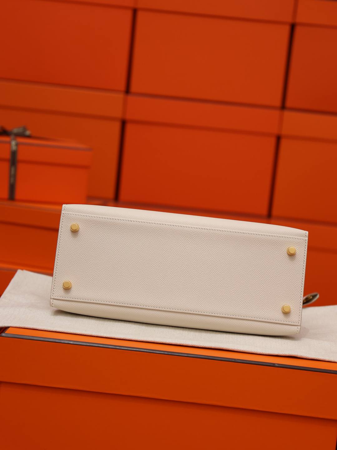 Shebag top replica handmade Hermes Kelly 28 in white epsom out stitching bag review(Feb 2026 updated)-Best Quality designer Bag Review, and online shopping, designer bag ru Shebag top replica handmade Hermes Kelly 28 in white epsom out stitching bag review(Feb 2026 updated)-Best Quality designer Bag Review, and online shopping, designer bag ru