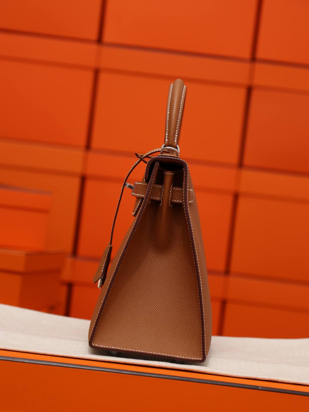 Shebag handmade Hermes Kelly 28 golden brown espom out stitching bag review(Feb 2026 udpated)-Best Quality designer Bag Review, and online shopping, designer bag ru Shebag handmade Hermes Kelly 28 golden brown espom out stitching bag review(Feb 2026 udpated)-Best Quality designer Bag Review, and online shopping, designer bag ru