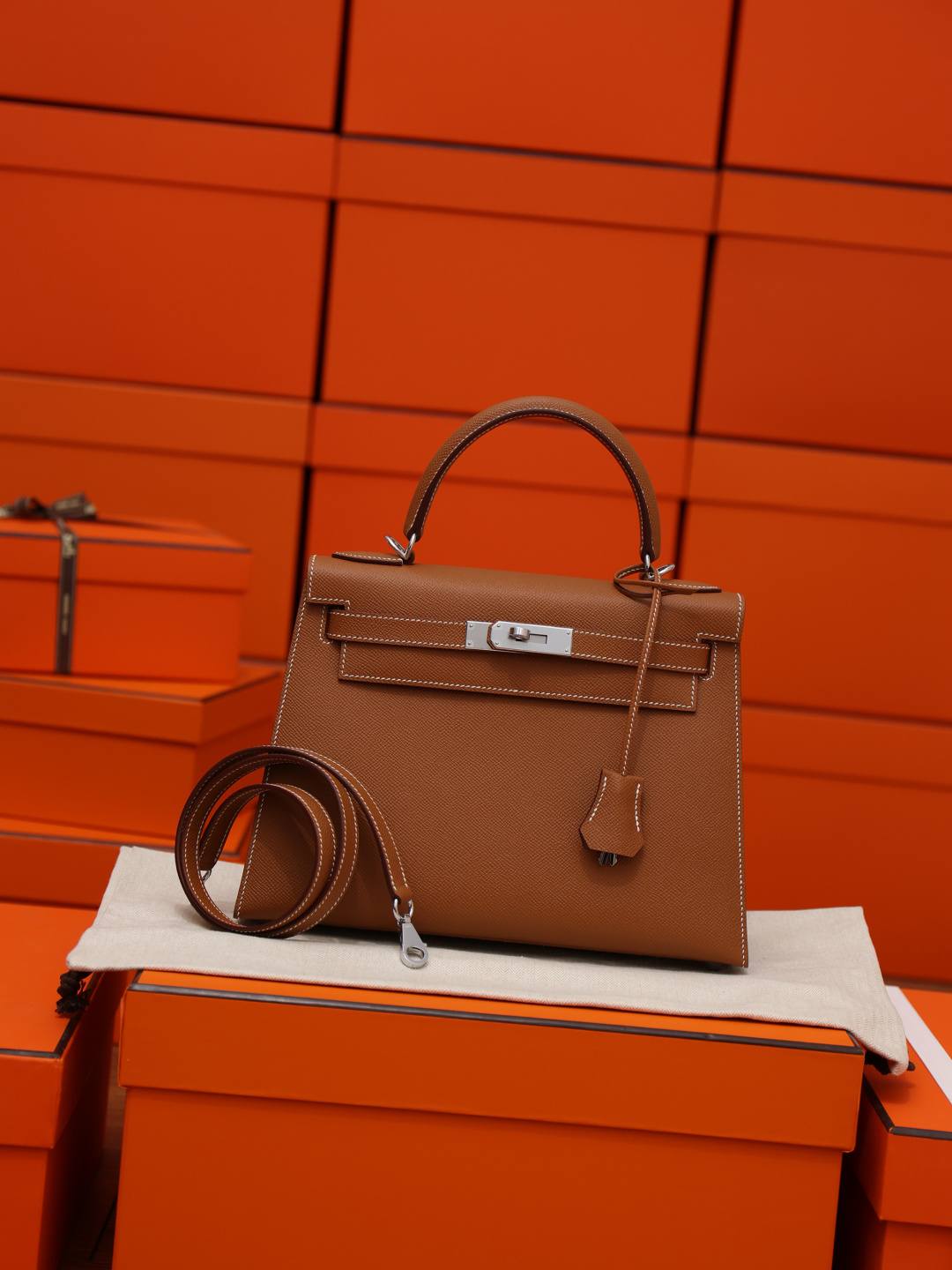 Shebag handmade Hermes Kelly 28 golden brown espom out stitching bag review(Feb 2026 udpated)-Best Quality designer Bag Review, and online shopping, designer bag ru Shebag handmade Hermes Kelly 28 golden brown espom out stitching bag review(Feb 2026 udpated)-Best Quality designer Bag Review, and online shopping, designer bag ru