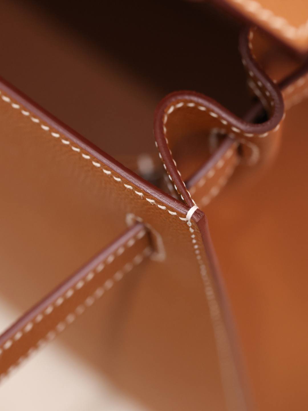 Shebag handmade Hermes Kelly 28 golden brown espom out stitching bag review(Feb 2026 udpated)-Best Quality designer Bag Review, and online shopping, designer bag ru Shebag handmade Hermes Kelly 28 golden brown espom out stitching bag review(Feb 2026 udpated)-Best Quality designer Bag Review, and online shopping, designer bag ru