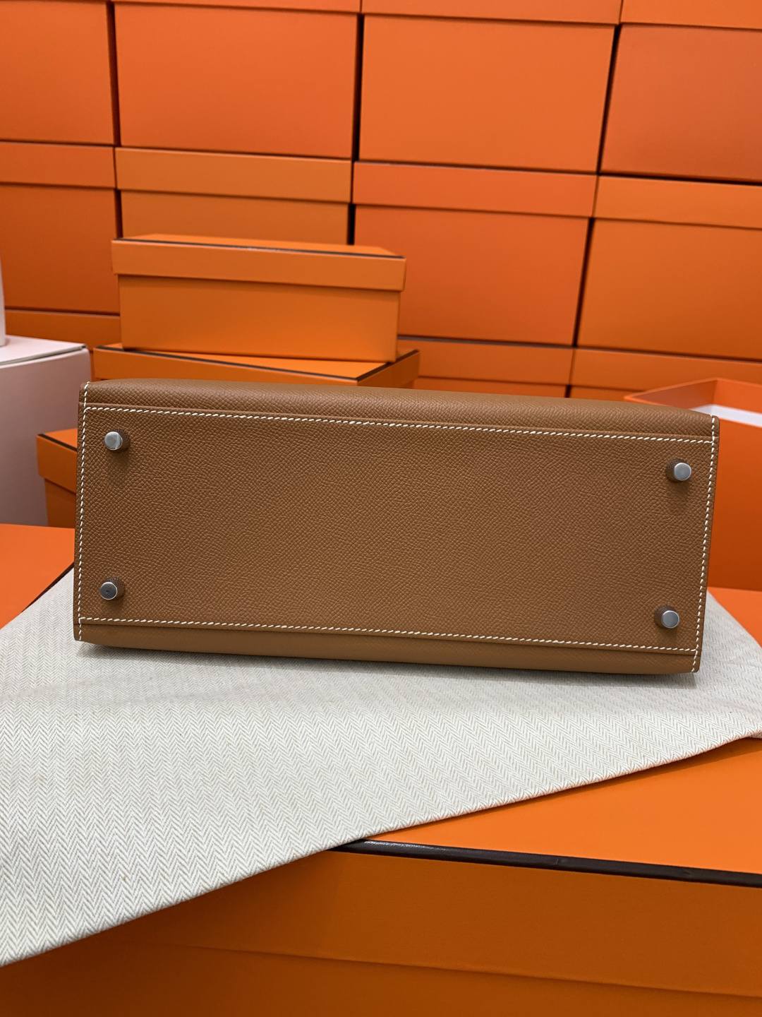 Shebag handmade Hermes Kelly 28 golden brown espom out stitching bag review(Feb 2026 udpated)-Best Quality designer Bag Review, and online shopping, designer bag ru Shebag handmade Hermes Kelly 28 golden brown espom out stitching bag review(Feb 2026 udpated)-Best Quality designer Bag Review, and online shopping, designer bag ru