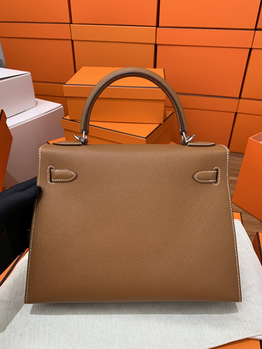 Shebag handmade Hermes Kelly 28 golden brown espom out stitching bag review(Feb 2026 udpated)-Best Quality designer Bag Review, and online shopping, designer bag ru Shebag handmade Hermes Kelly 28 golden brown espom out stitching bag review(Feb 2026 udpated)-Best Quality designer Bag Review, and online shopping, designer bag ru