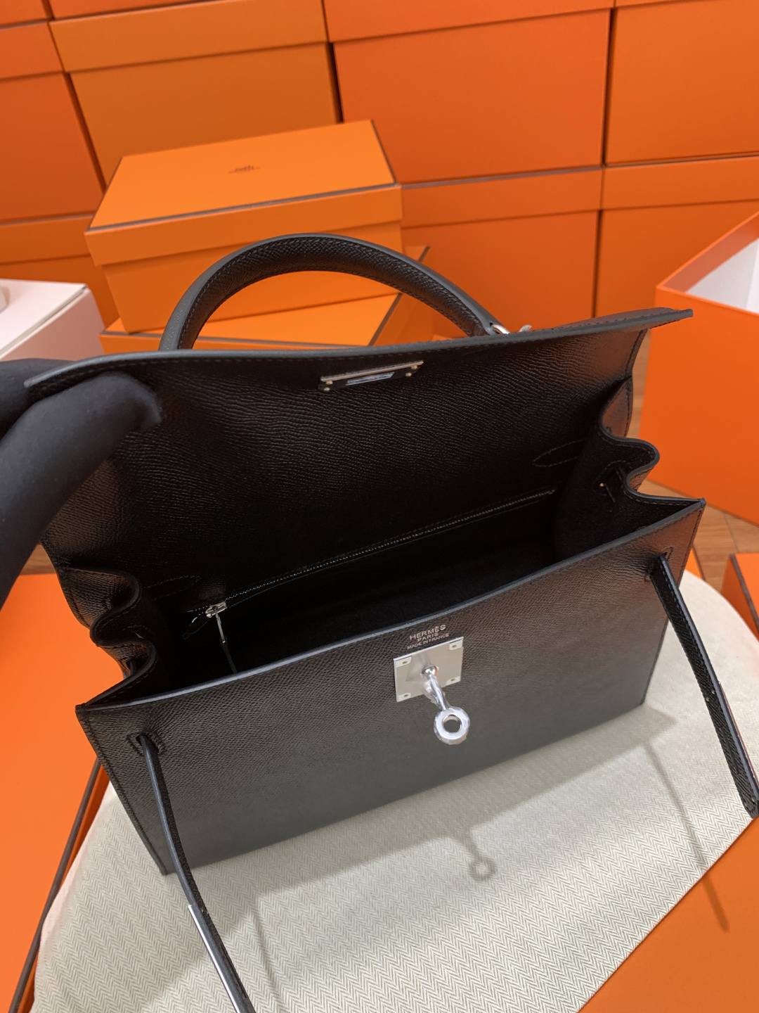 Shebag handmade Hermes Kelly 28 bag out stitching black Epsom leather bag review(Feb 2026 updated)-Best Quality designer Bag Review, and online shopping, designer bag ru