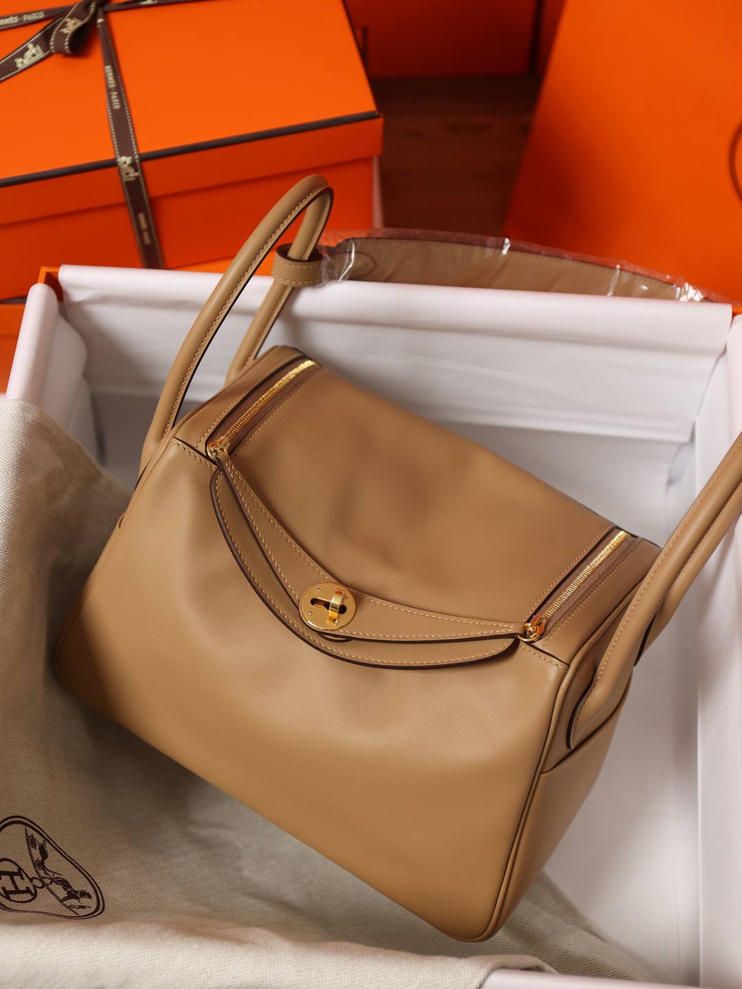 Shebag handmade Hermes Lindy 26 bag swift leather brown bag review(Feb 2026 updated)-Best Quality designer Bag Review, and online shopping, designer bag ru