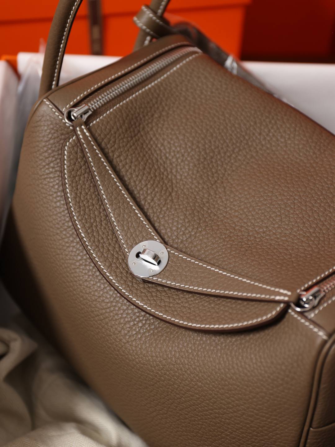 Shebag handmade Hermes Lindy 26 bag in togo elephante grey bag review(Feb 2026 updated)-Best Quality designer Bag Review, and online shopping, designer bag ru