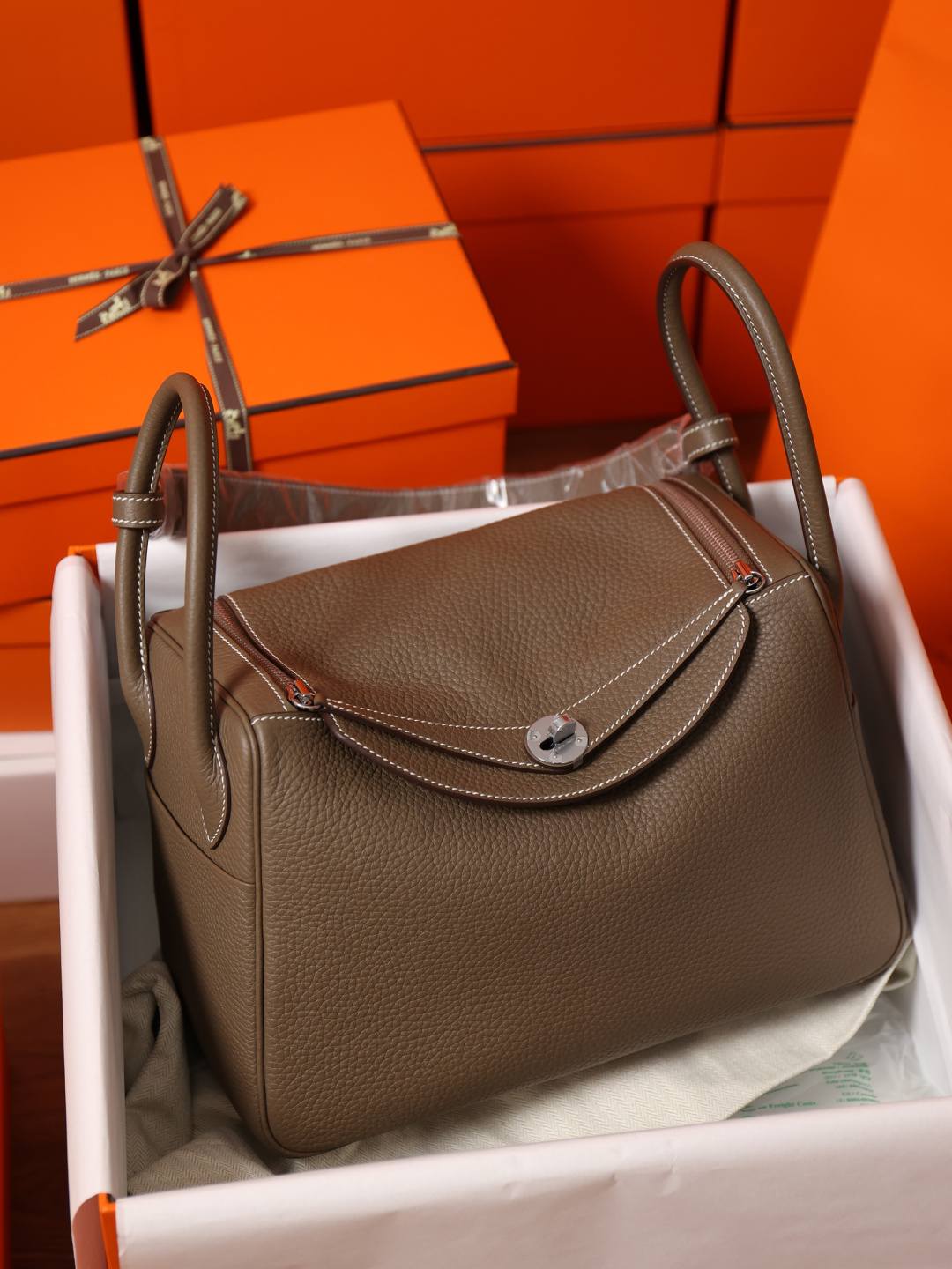 Shebag handmade Hermes Lindy 26 bag in togo elephante grey bag review(Feb 2026 updated)-Best Quality designer Bag Review, and online shopping, designer bag ru