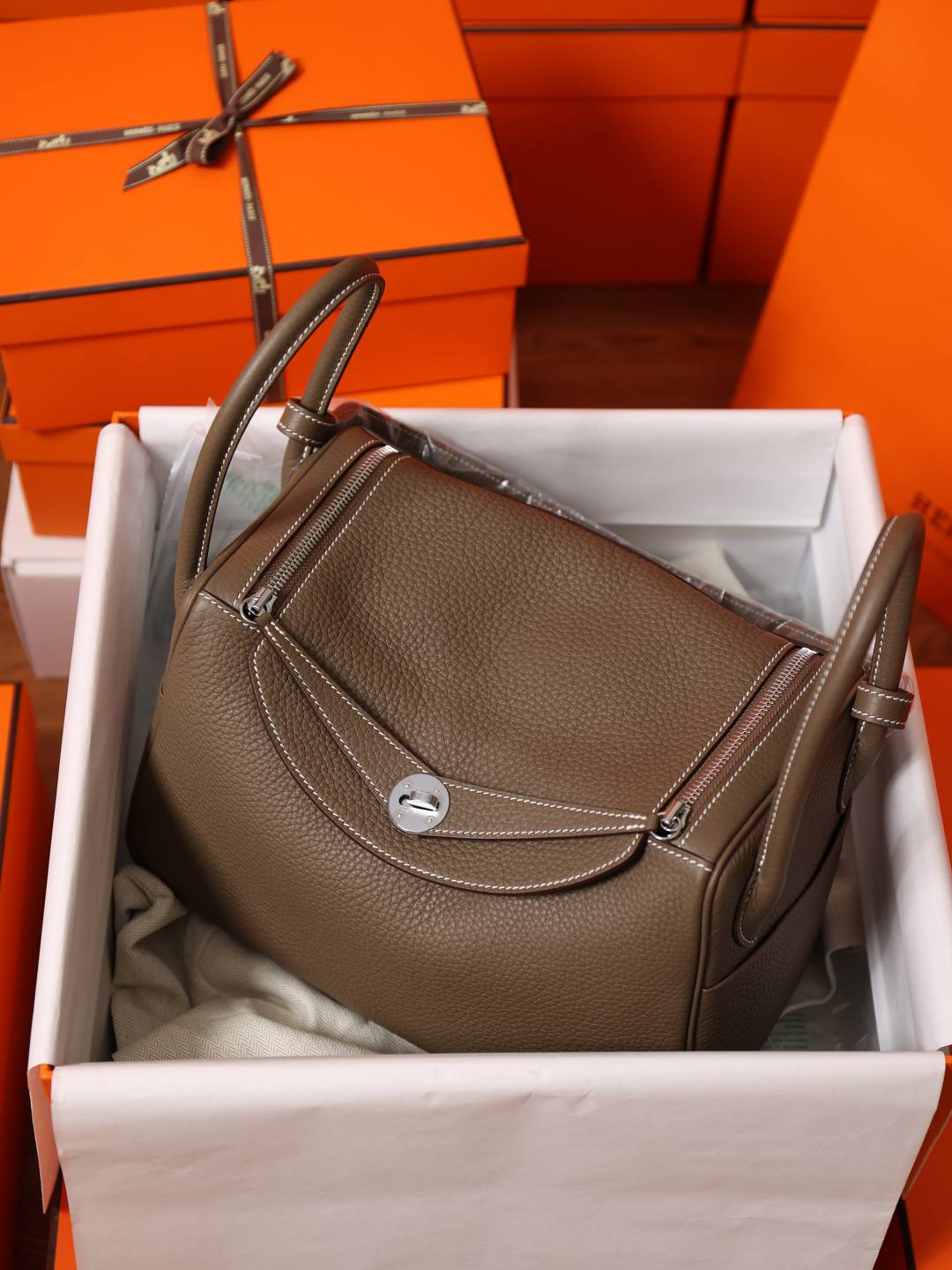 Shebag handmade Hermes Lindy 26 bag in togo elephante grey bag review(Feb 2026 updated)-Best Quality designer Bag Review, and online shopping, designer bag ru