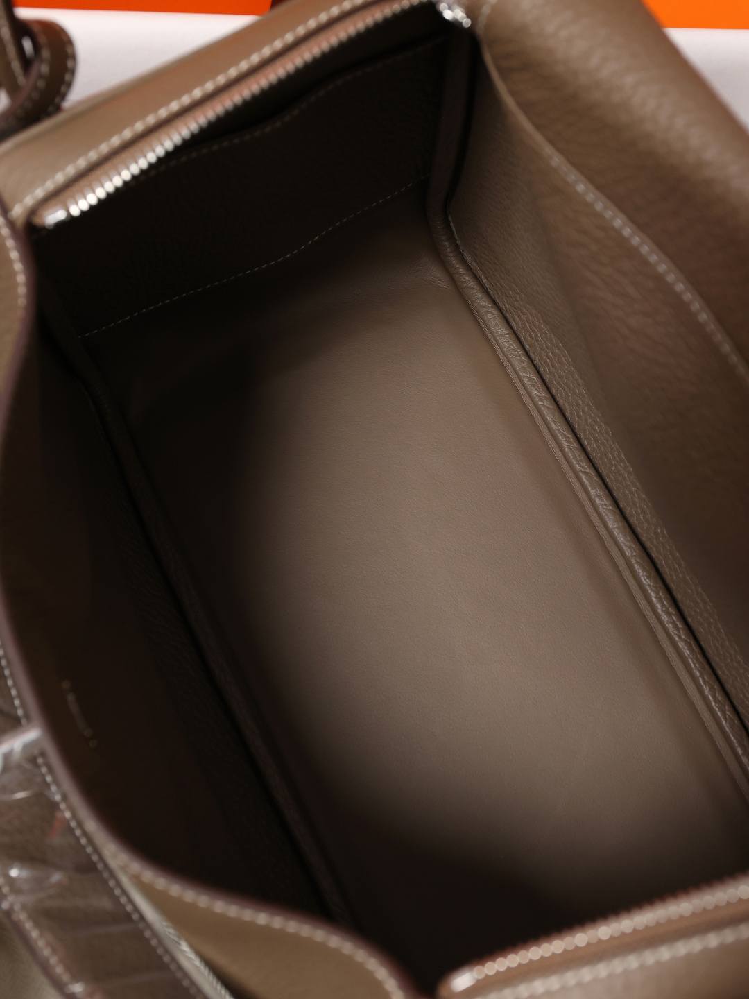 Shebag handmade Hermes Lindy 26 bag in togo elephante grey bag review(Feb 2026 updated)-Best Quality designer Bag Review, and online shopping, designer bag ru