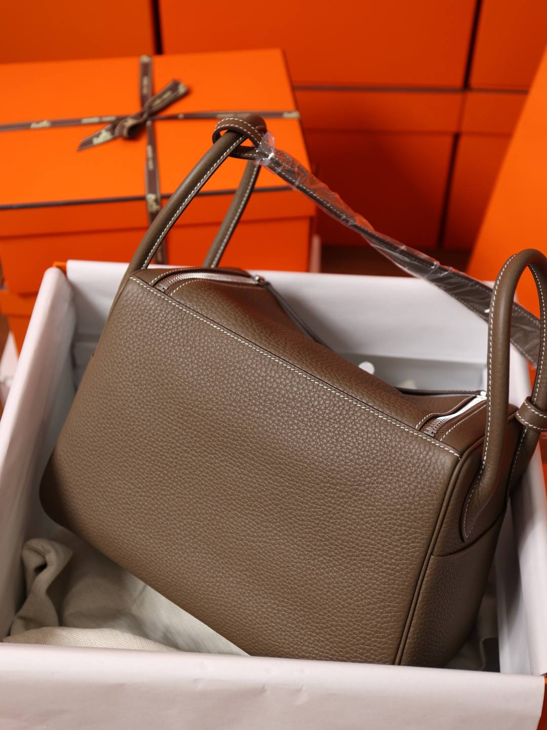 Shebag handmade Hermes Lindy 26 bag in togo elephante grey bag review(Feb 2026 updated)-Best Quality designer Bag Review, and online shopping, designer bag ru