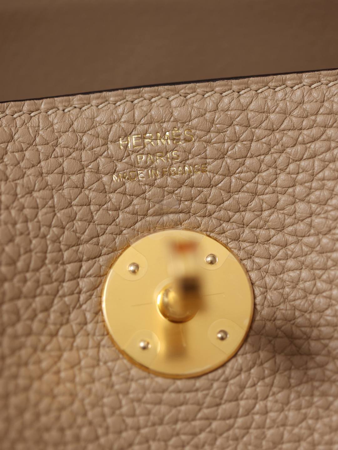 Shebag handmade Hermes Lindy 26 bag in beige togo leather bag review(Feb 2026 updated)-Best Quality designer Bag Review, and online shopping, designer bag ru