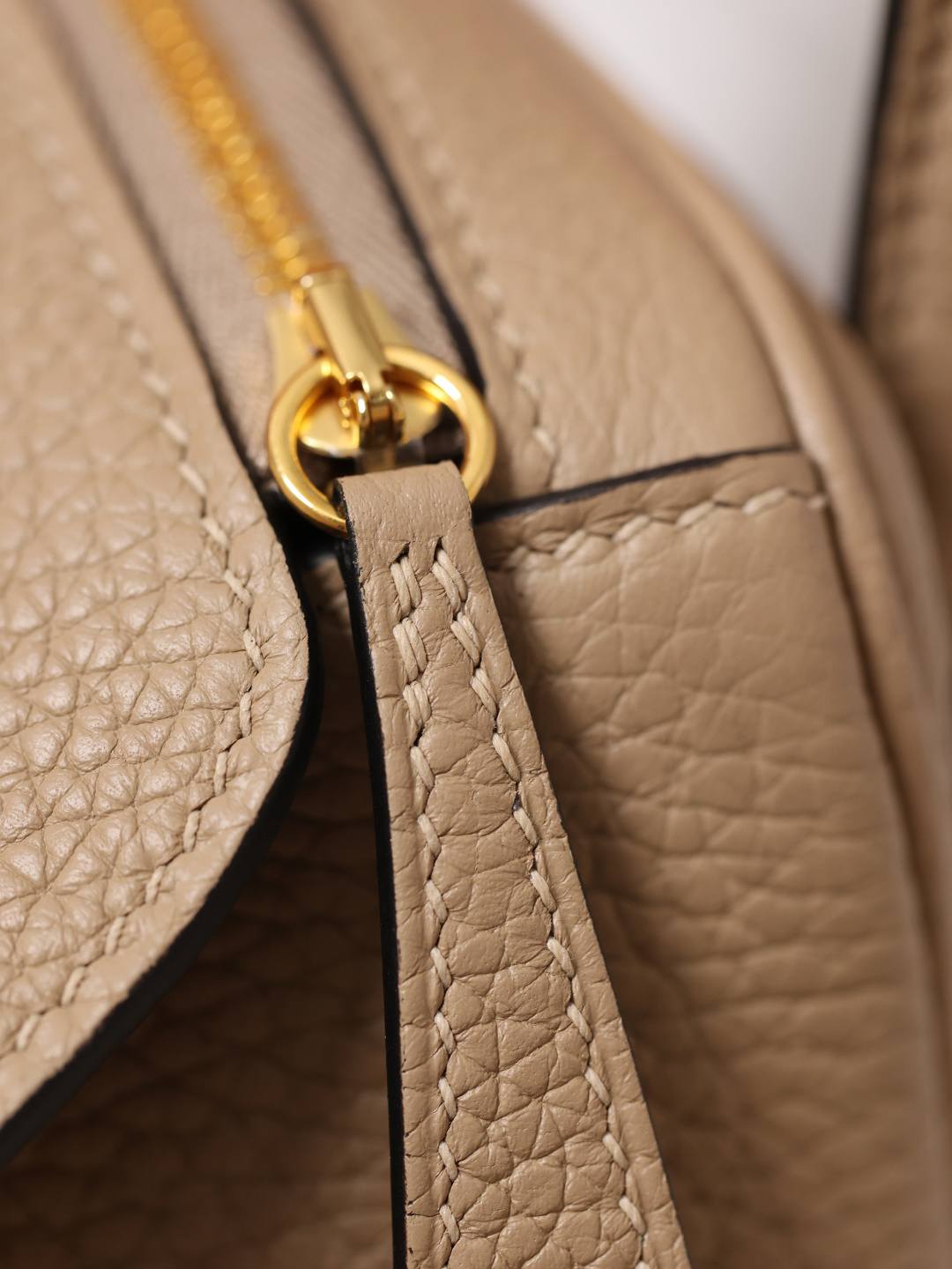 Shebag handmade Hermes Lindy 26 bag in beige togo leather bag review(Feb 2026 updated)-Best Quality designer Bag Review, and online shopping, designer bag ru