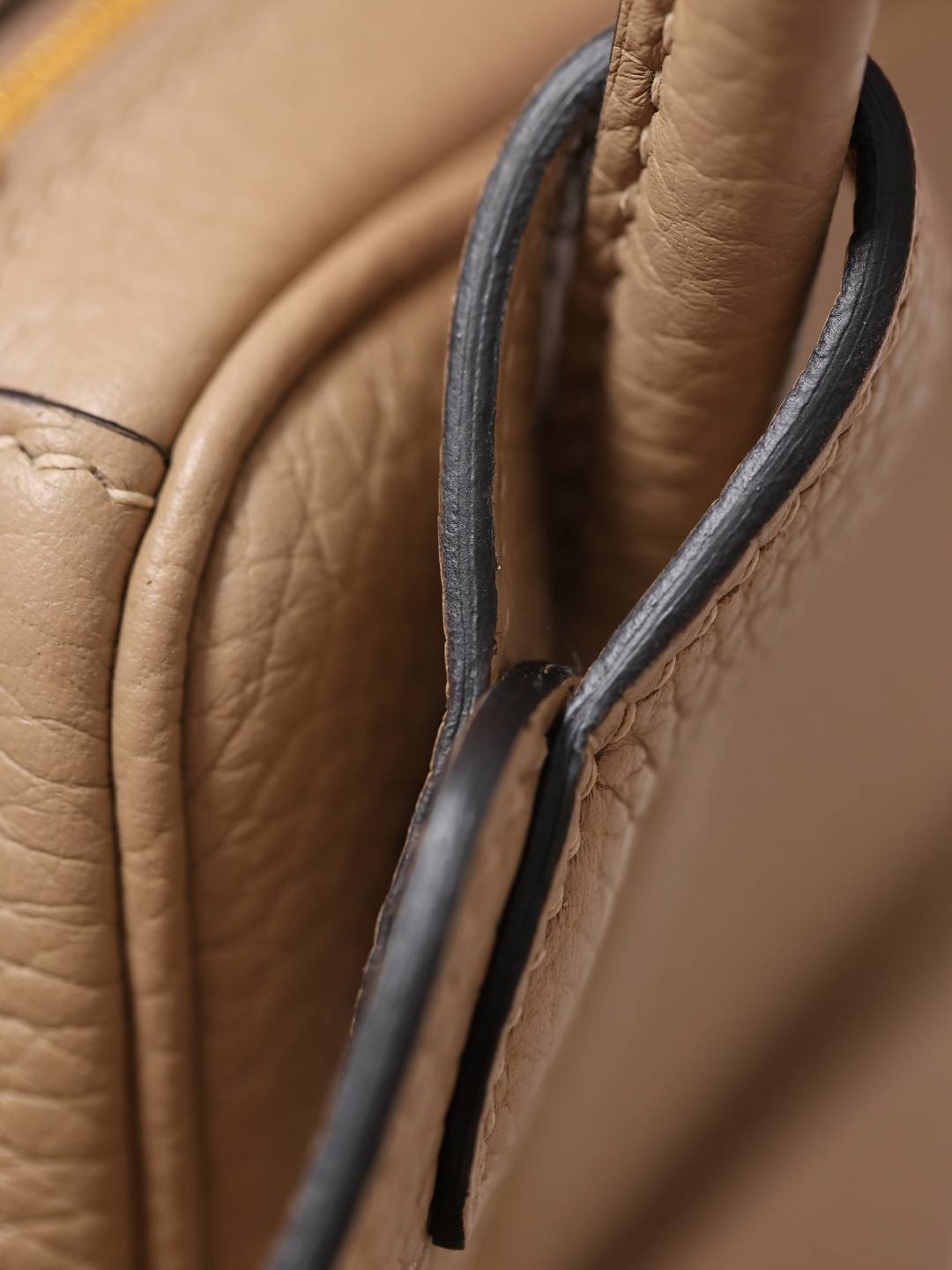Shebag handmade Hermes Lindy 26 bag in beige togo leather bag review(Feb 2026 updated)-Best Quality designer Bag Review, and online shopping, designer bag ru