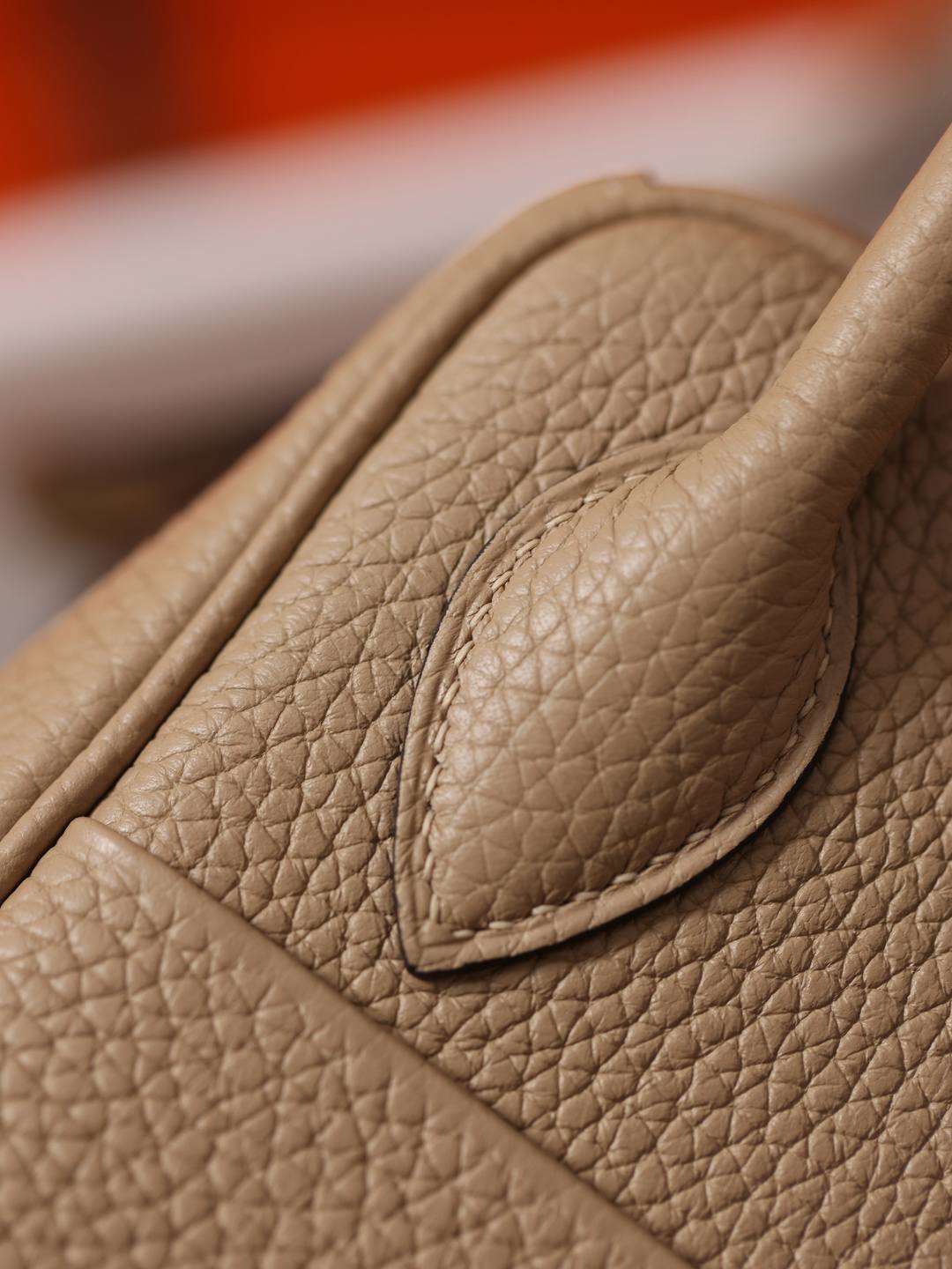 Shebag handmade Hermes Lindy 26 bag in beige togo leather bag review(Feb 2026 updated)-Best Quality designer Bag Review, and online shopping, designer bag ru