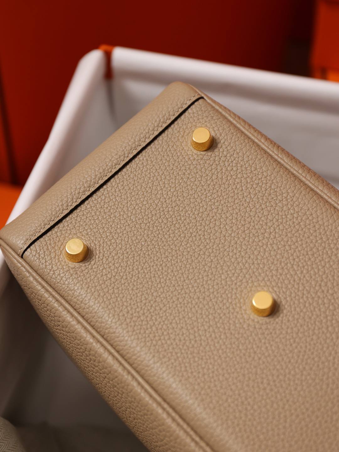 Shebag handmade Hermes Lindy 26 bag in beige togo leather bag review(Feb 2026 updated)-Best Quality designer Bag Review, and online shopping, designer bag ru