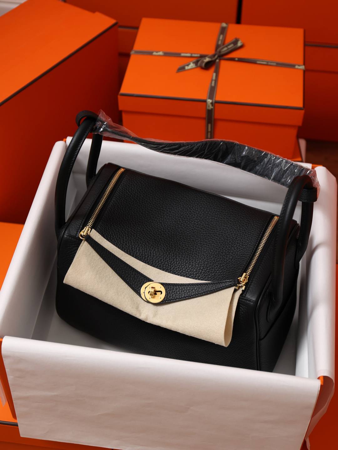 Shebag handmade Hermes Lindy 30 bag in black togo bag review(Feb 2026 updated)-Best Quality designer Bag Review, and online shopping, designer bag ru Shebag handmade Hermes Lindy 30 bag in black togo bag review(Feb 2026 updated)-Best Quality designer Bag Review, and online shopping, designer bag ru