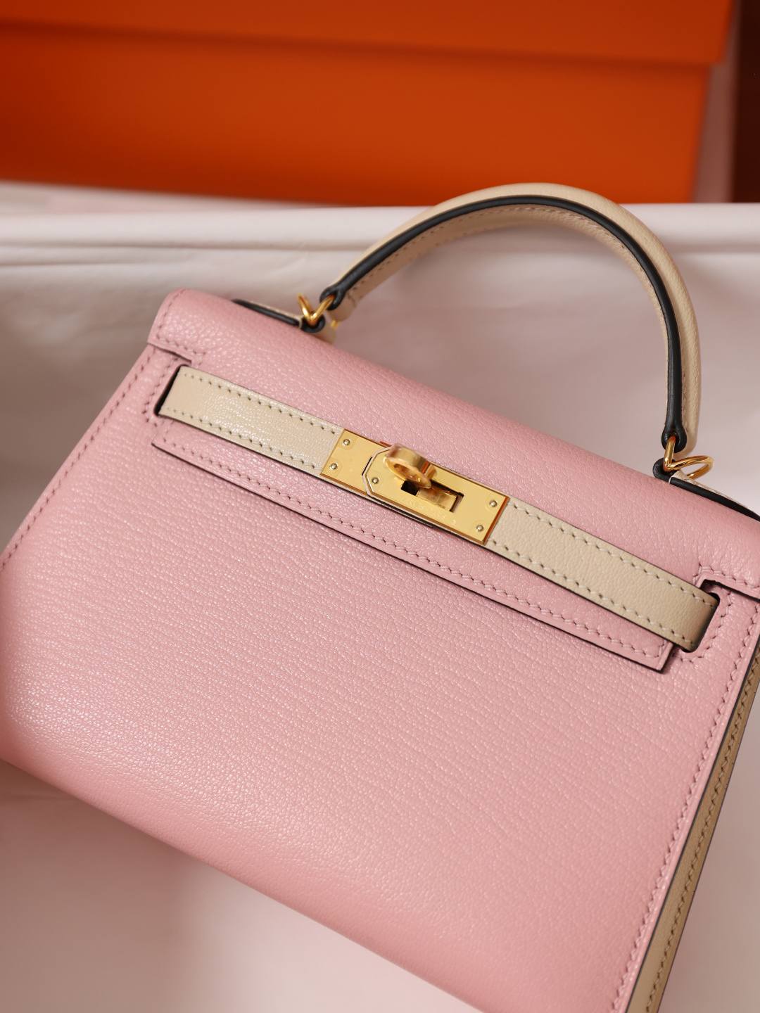 Shebag handmade Hermes Mini kelly 2 in goatskin leather pink bag review(Feb 2026 updated)-Best Quality designer Bag Review, and online shopping, designer bag ru Shebag handmade Hermes Mini kelly 2 in goatskin leather pink bag review(Feb 2026 updated)-Best Quality designer Bag Review, and online shopping, designer bag ru