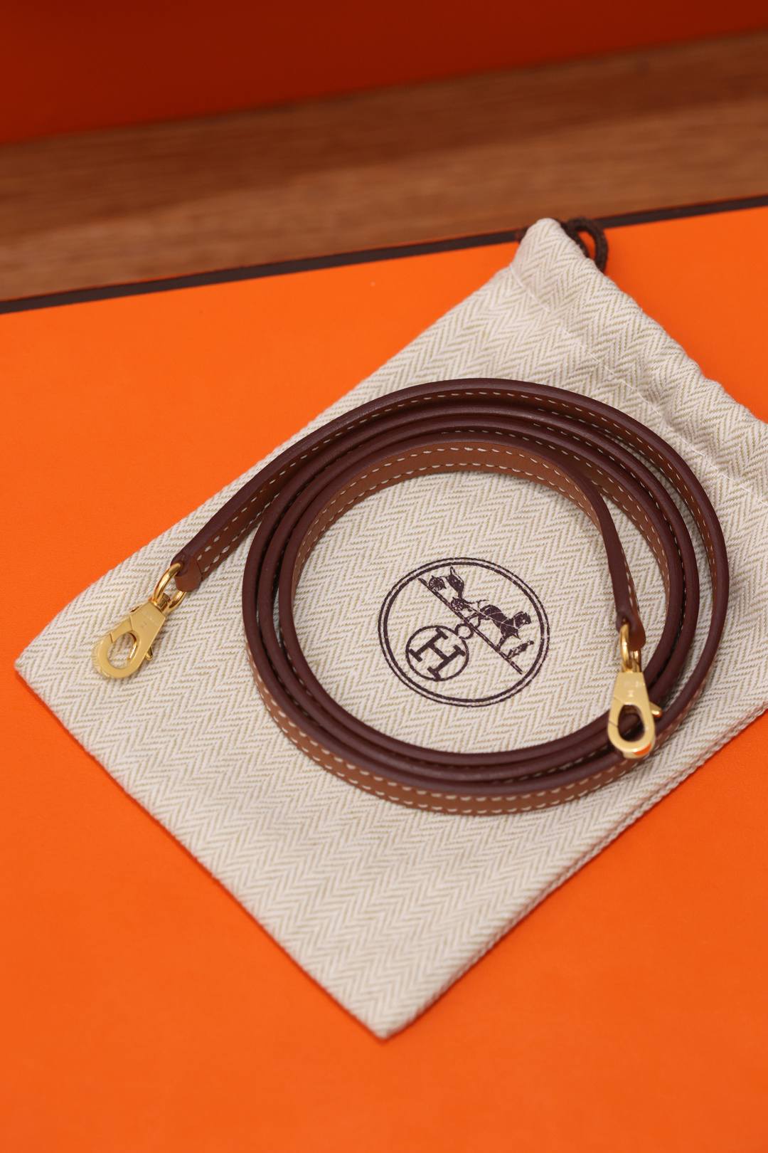 Shebag handmade Hermes Mini Kelly 2 bag in golden brown in epsom leather bag review(Feb 2026 updated)-Best Quality designer Bag Review, and online shopping, designer bag ru Shebag handmade Hermes Mini Kelly 2 bag in golden brown in epsom leather bag review(Feb 2026 updated)-Best Quality designer Bag Review, and online shopping, designer bag ru