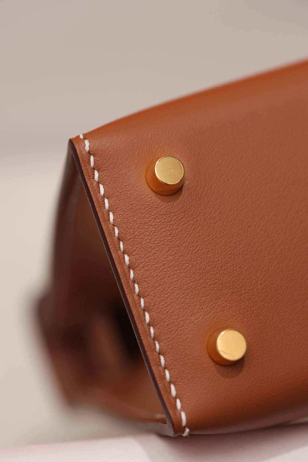Shebag handmade Hermes Mini Kelly 2 bag in golden brown in epsom leather bag review(Feb 2026 updated)-Best Quality designer Bag Review, and online shopping, designer bag ru Shebag handmade Hermes Mini Kelly 2 bag in golden brown in epsom leather bag review(Feb 2026 updated)-Best Quality designer Bag Review, and online shopping, designer bag ru