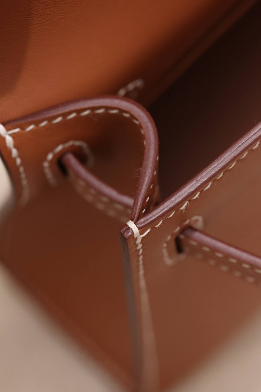 Shebag handmade Hermes Mini Kelly 2 bag in golden brown in epsom leather bag review(Feb 2026 updated)-Best Quality designer Bag Review, and online shopping, designer bag ru Shebag handmade Hermes Mini Kelly 2 bag in golden brown in epsom leather bag review(Feb 2026 updated)-Best Quality designer Bag Review, and online shopping, designer bag ru