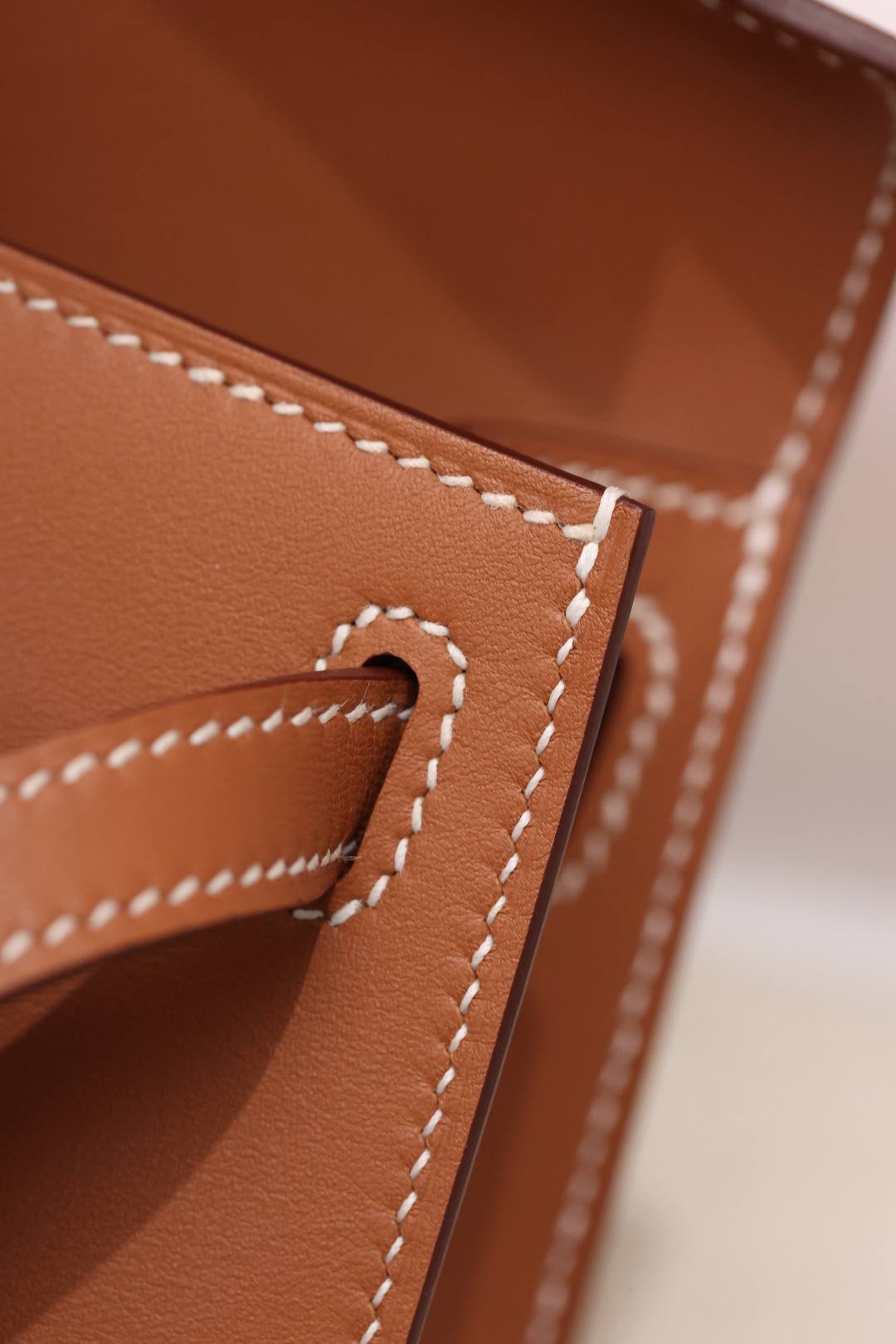 Shebag handmade Hermes Mini Kelly 2 bag in golden brown in epsom leather bag review(Feb 2026 updated)-Best Quality designer Bag Review, and online shopping, designer bag ru Shebag handmade Hermes Mini Kelly 2 bag in golden brown in epsom leather bag review(Feb 2026 updated)-Best Quality designer Bag Review, and online shopping, designer bag ru