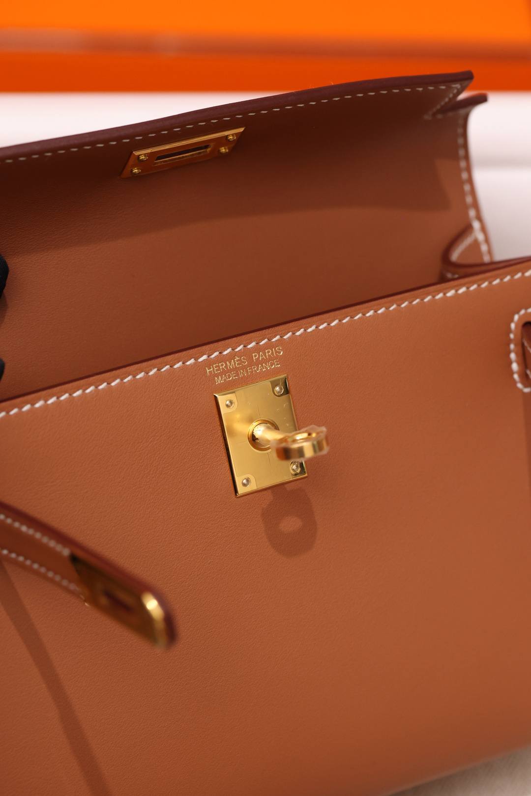 Shebag handmade Hermes Mini Kelly 2 bag in golden brown in epsom leather bag review(Feb 2026 updated)-Best Quality designer Bag Review, and online shopping, designer bag ru Shebag handmade Hermes Mini Kelly 2 bag in golden brown in epsom leather bag review(Feb 2026 updated)-Best Quality designer Bag Review, and online shopping, designer bag ru