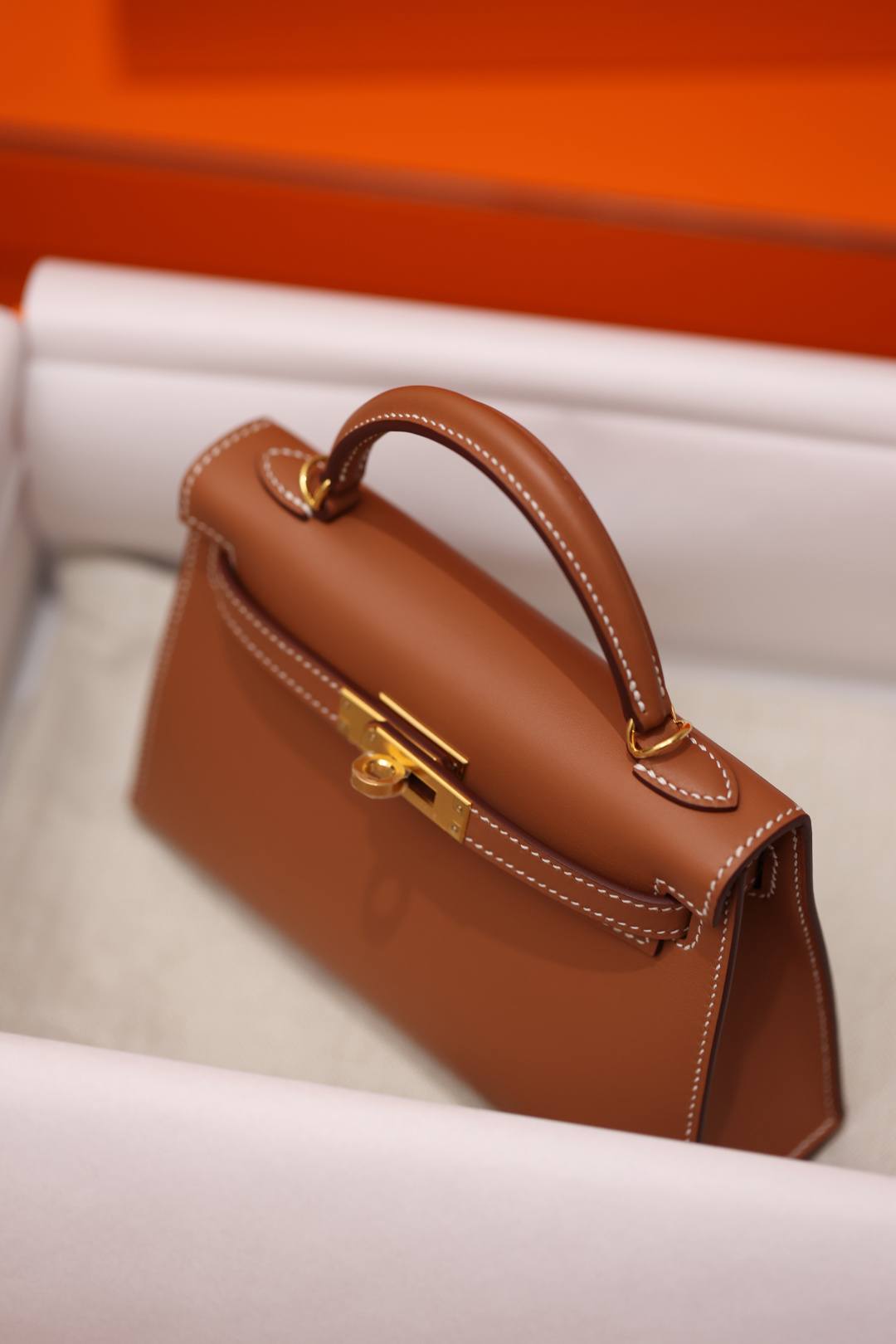Shebag handmade Hermes Mini Kelly 2 bag in golden brown in epsom leather bag review(Feb 2026 updated)-Best Quality designer Bag Review, and online shopping, designer bag ru Shebag handmade Hermes Mini Kelly 2 bag in golden brown in epsom leather bag review(Feb 2026 updated)-Best Quality designer Bag Review, and online shopping, designer bag ru