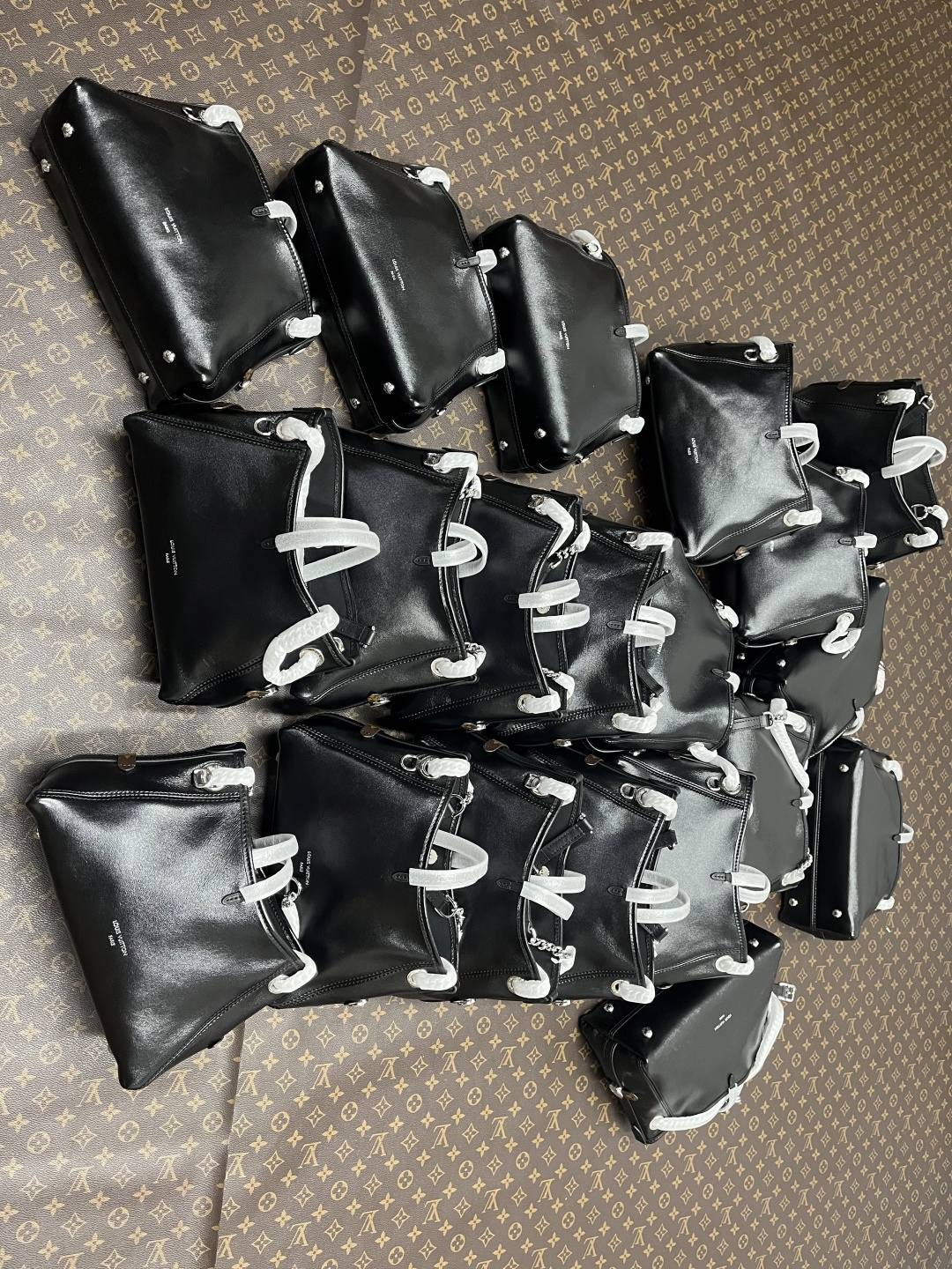 Shebag best replica Louis Vuitton Carryall BB bag M12888 lambskin bag(Mar 2026 updated)-Best Quality designer Bag Review, and online shopping, designer bag ru