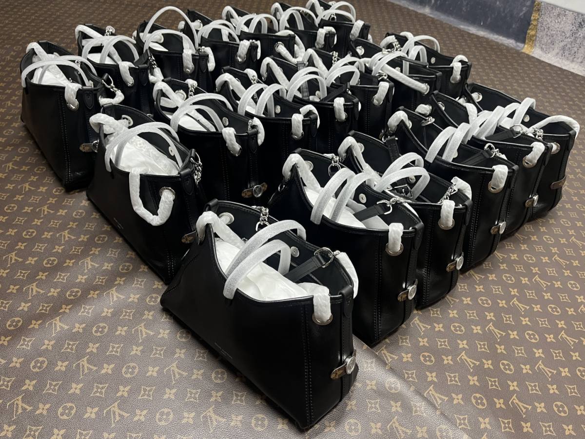 Shebag best replica Louis Vuitton Carryall BB bag M12888 lambskin bag(Mar 2026 updated)-Best Quality designer Bag Review, and online shopping, designer bag ru