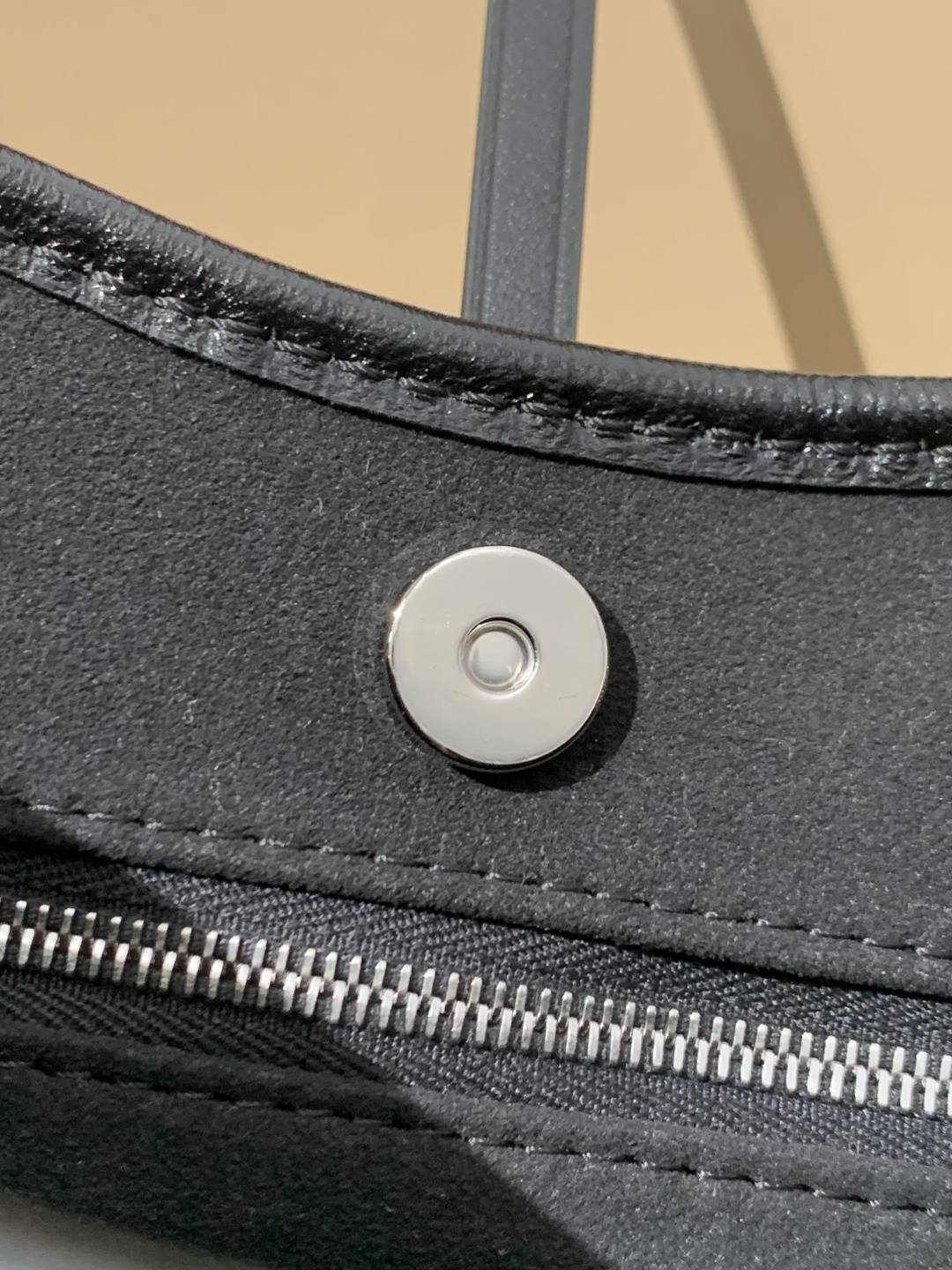 Shebag best replica Louis Vuitton Carryall BB bag M12888 lambskin bag(Mar 2026 updated)-Best Quality designer Bag Review, and online shopping, designer bag ru