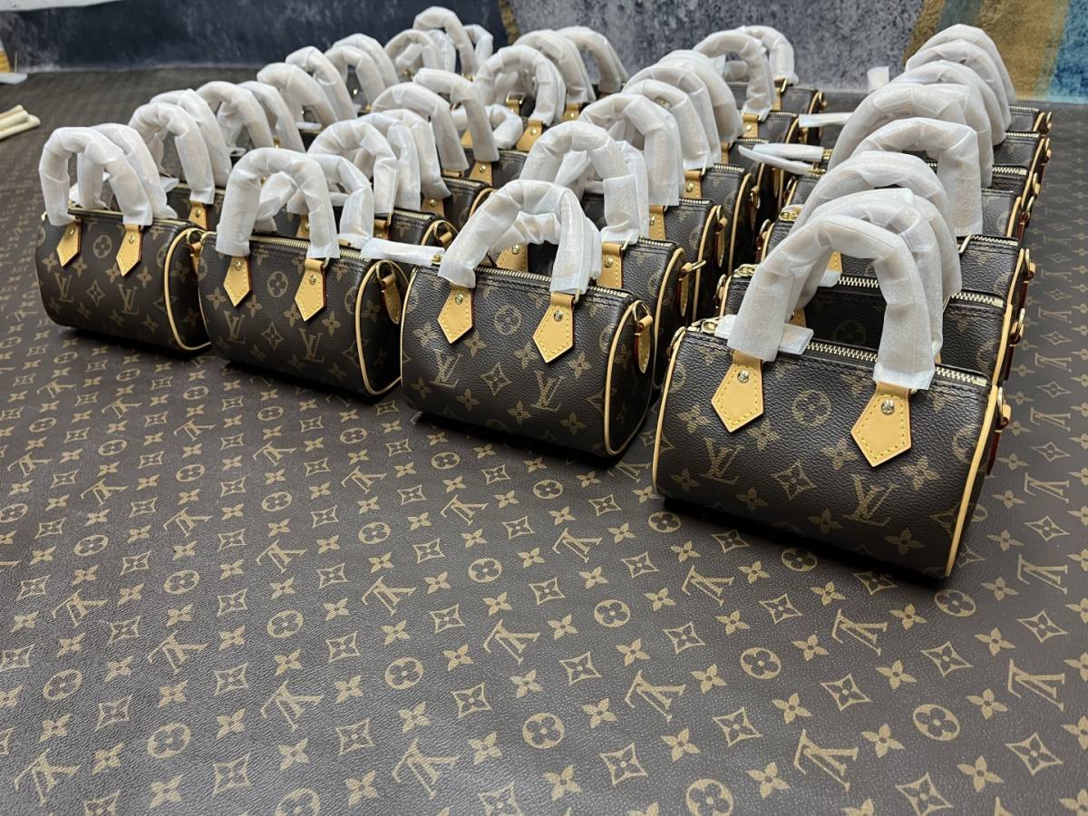 Shebag super replica Louis Vuitton Nano Speedy with belt bag review(Apr 2026 updated)-Best Quality designer Bag Review, and online shopping, designer bag ru