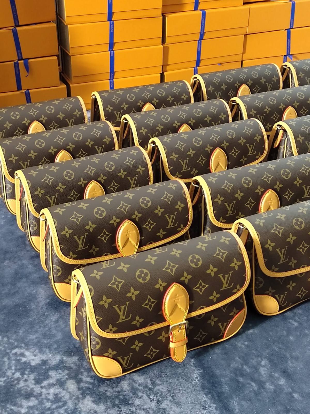 Shebag super replica Louis Vuitton bags stocks in warehouse(Apr 2026 updated)-Best Quality designer Bag Review, and online shopping, designer bag ru