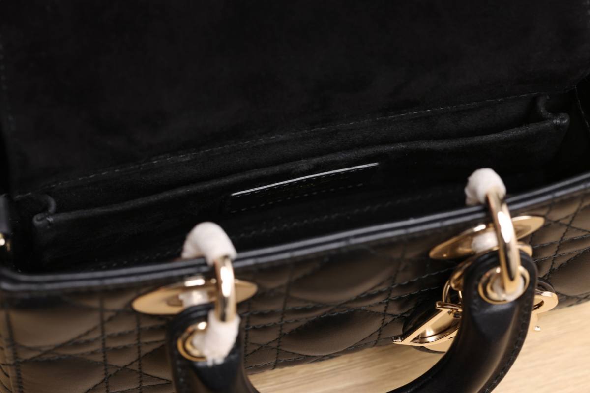 Shebag super replica Dior D Joy Mini bag review(Apr 2026 updated)-Best Quality designer Bag Review, and online shopping, designer bag ru