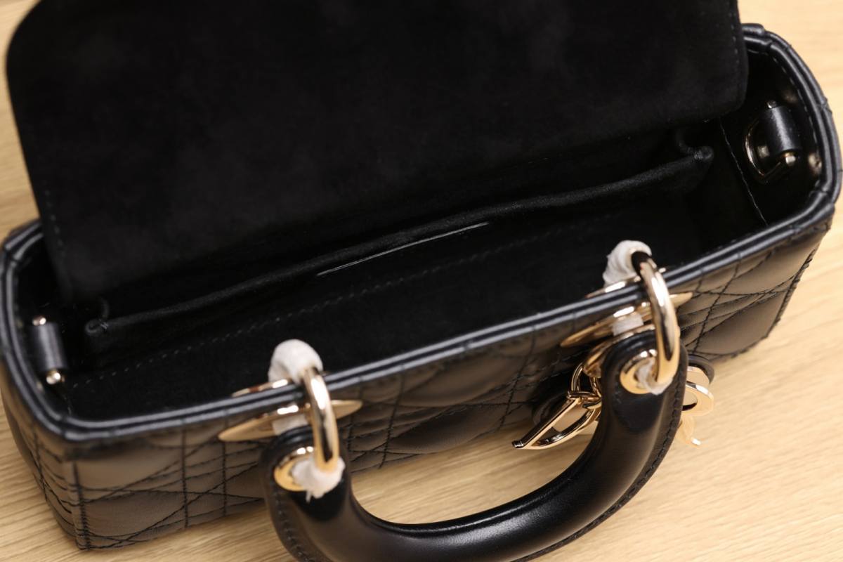 Shebag super replica Dior D Joy Mini bag review(Apr 2026 updated)-Best Quality designer Bag Review, and online shopping, designer bag ru