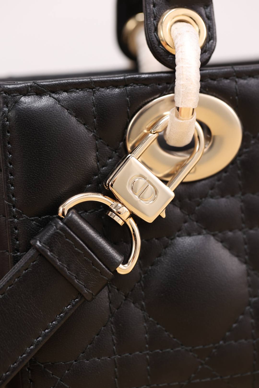 Shebag super replica Dior D Joy Mini bag review(Apr 2026 updated)-Best Quality designer Bag Review, and online shopping, designer bag ru