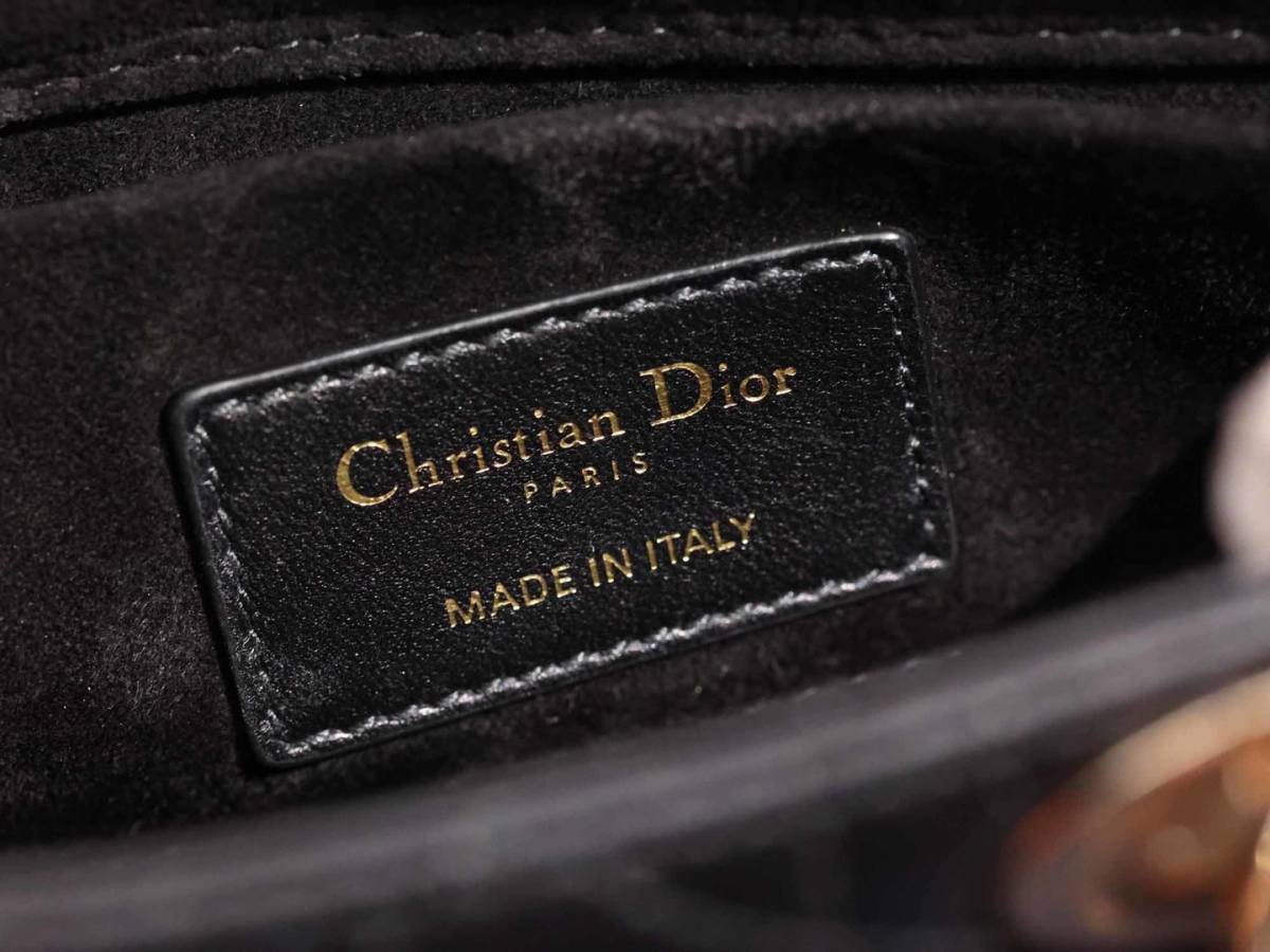 Shebag super replica Dior D Joy Mini bag review(Apr 2026 updated)-Best Quality designer Bag Review, and online shopping, designer bag ru